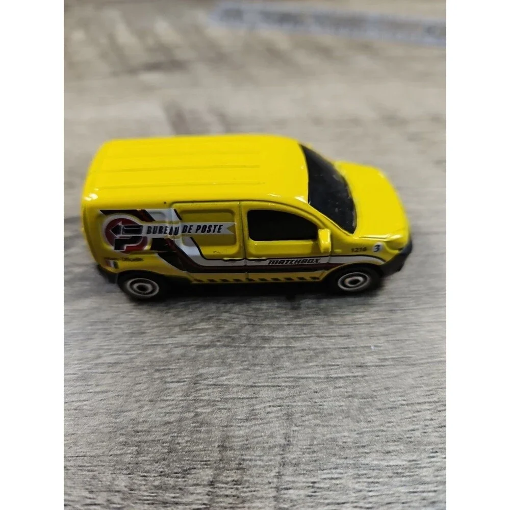 Matchbox 2018 Renault Kangoo Express Van Diecast 1/64 Mattel Loose Toy Car